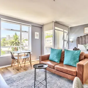  Apartment Beautiful In Convenient Point Südafrika